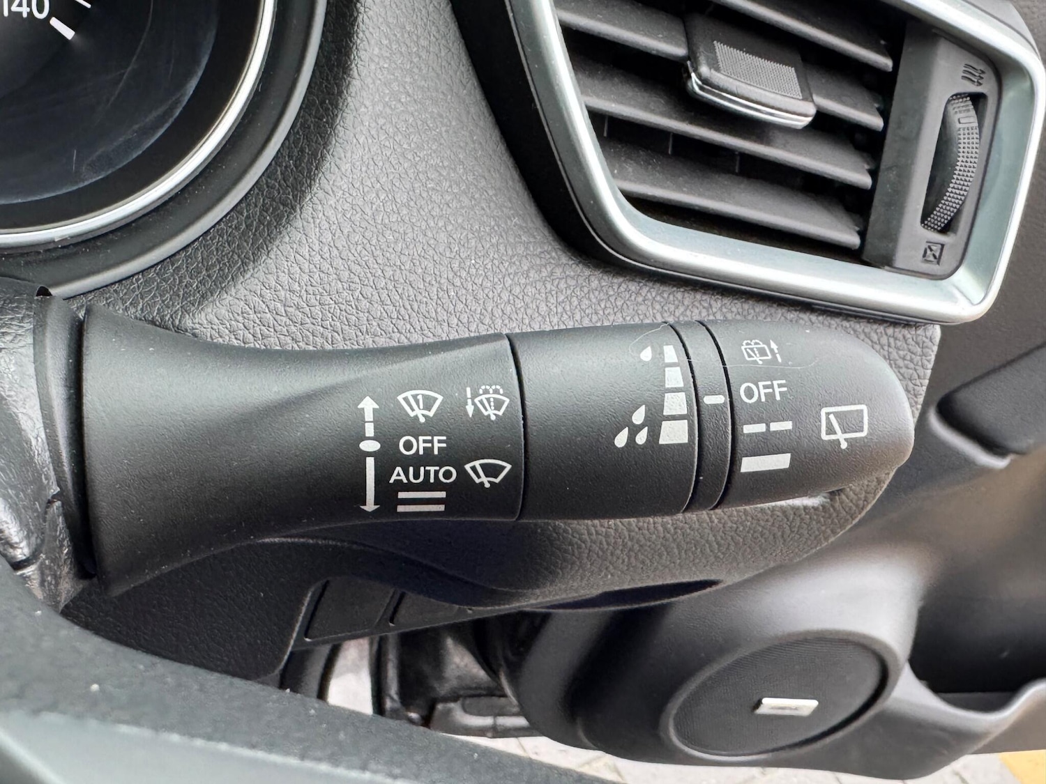 Used Nissan Qashqai 2018 for sale - 77387267: Photo 31