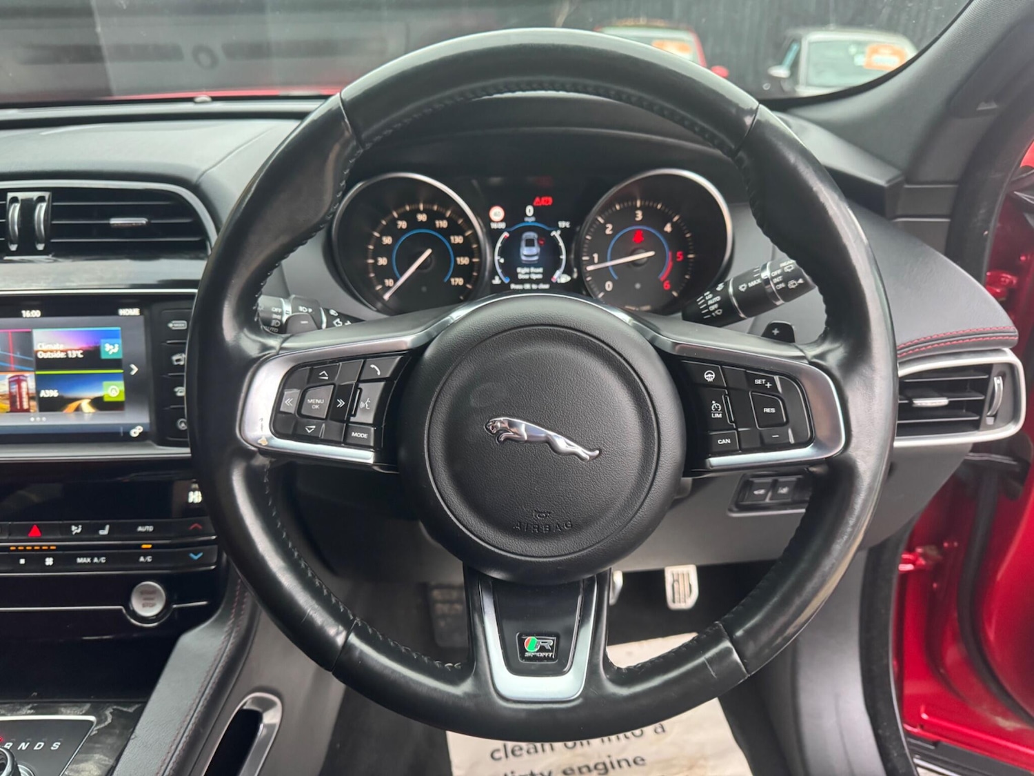 Used Jaguar F-Pace 2016 for sale - 76994485: Photo 23