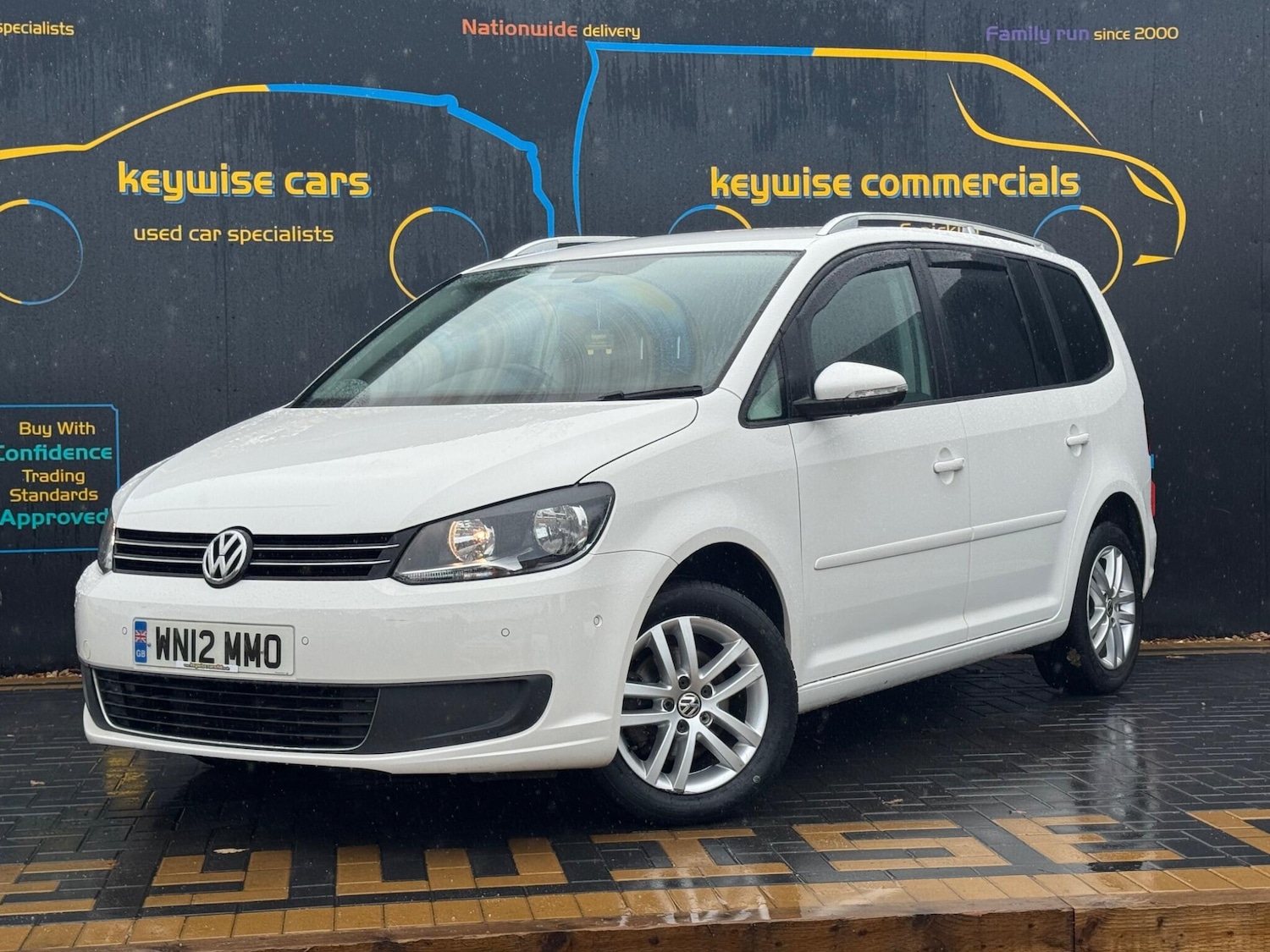 Used Volkswagen Touran 2012 for sale - 76327164: Photo 1