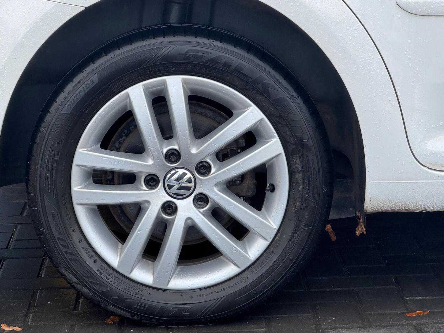 Used Volkswagen Touran 2012 for sale - 76327164: Photo 11