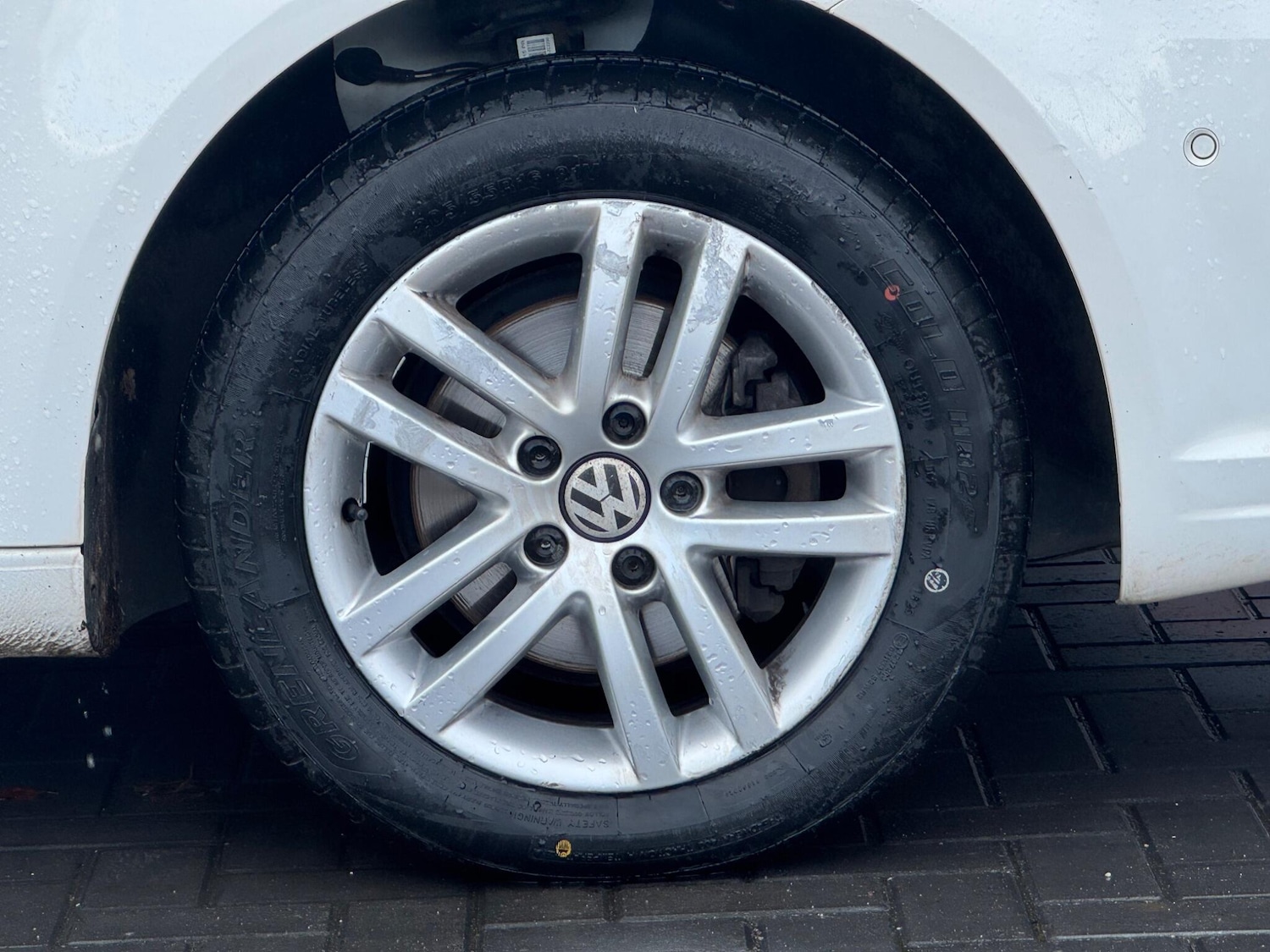 Used Volkswagen Touran 2012 for sale - 76327164: Photo 13