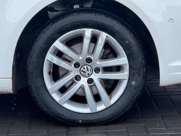 Used Volkswagen Touran 2012 for sale - 76327164: Photo 13