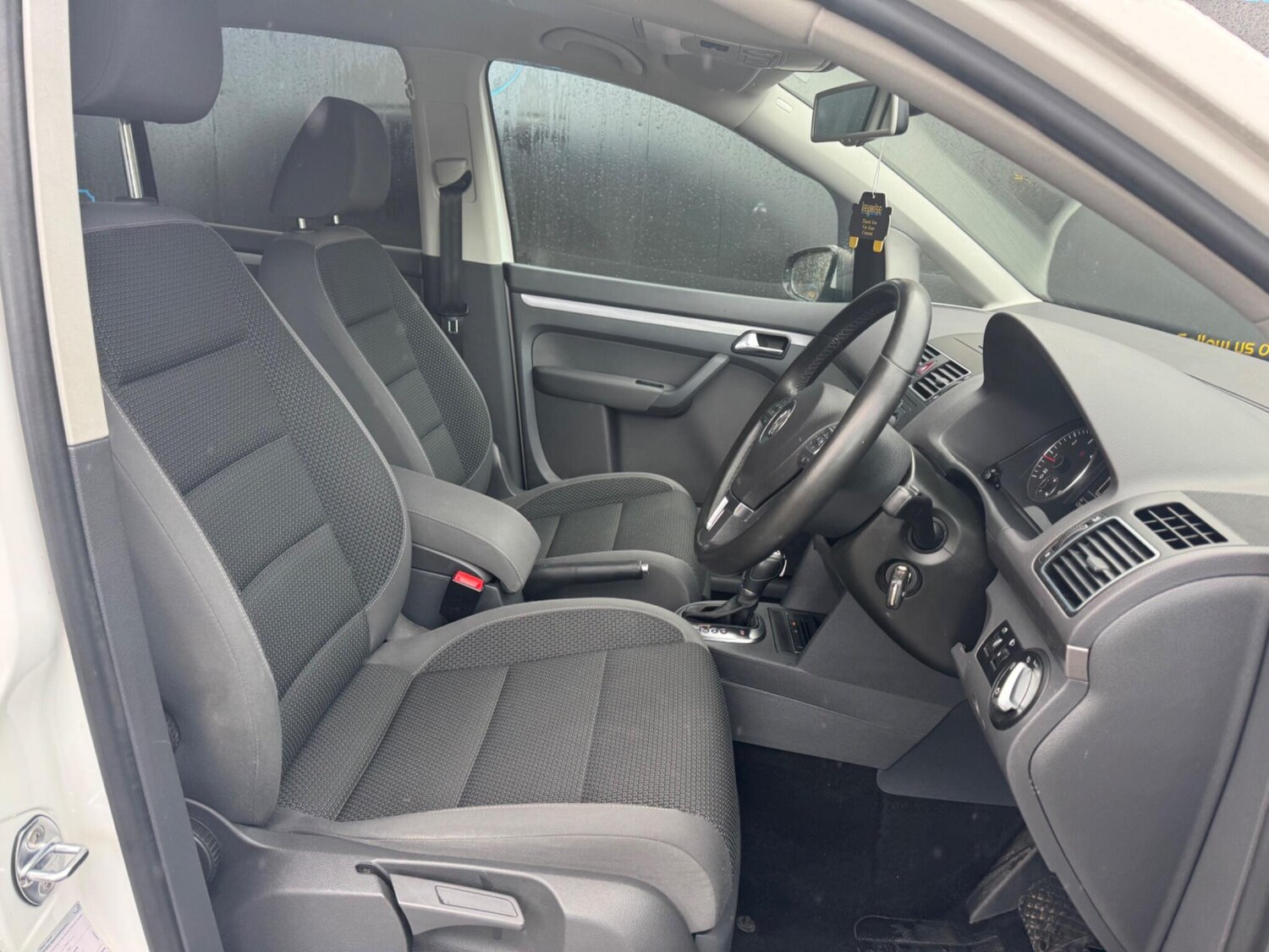 Used Volkswagen Touran 2012 for sale - 76327164: Photo 17