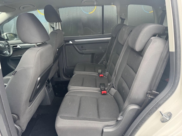 Used Volkswagen Touran 2012 for sale - 76327164: Photo 24