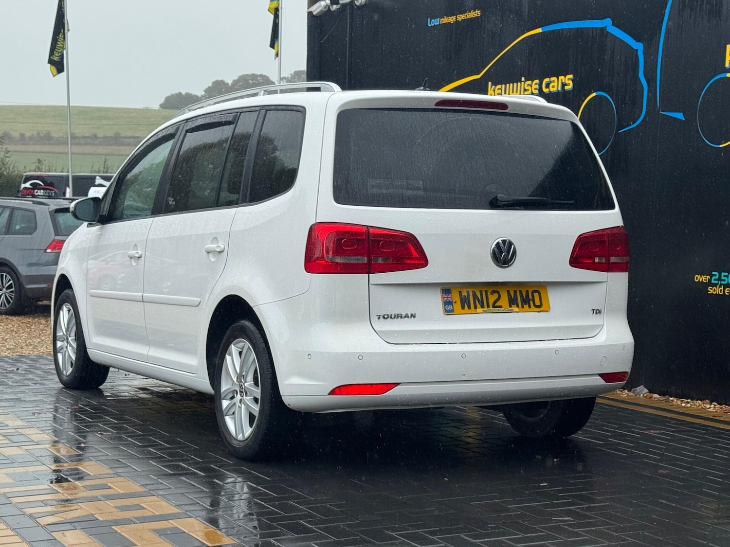 Used Volkswagen Touran 2012 for sale - 76327164: Photo 3