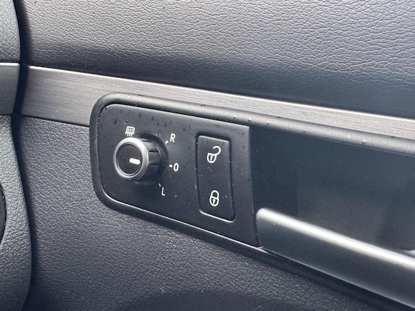 Used Volkswagen Touran 2012 for sale - 76327164: Photo 37