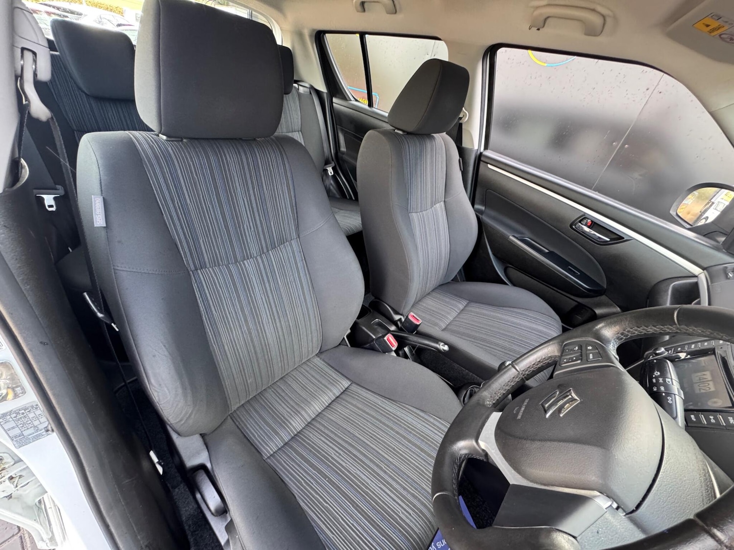 Used Suzuki Swift 2015 for sale - 77882538: Photo 15