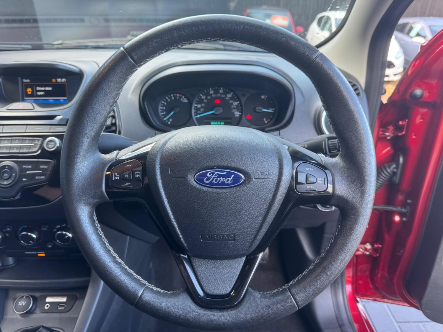 Used Ford Ka+ 2017 for sale - 76371589: Photo 27