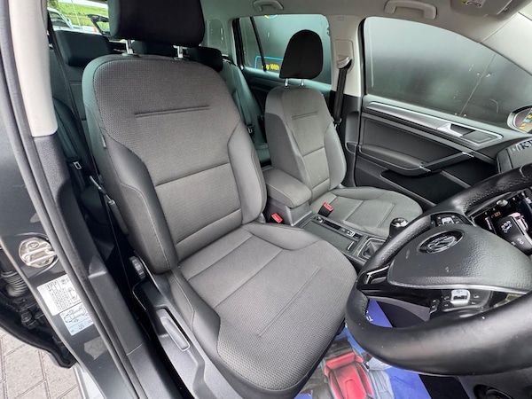 Used Volkswagen Golf 2018 for sale - 76307709: Photo 18
