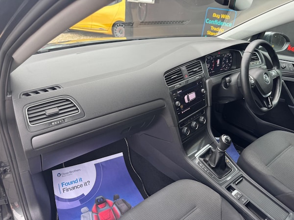 Used Volkswagen Golf 2018 for sale - 76307709: Photo 25
