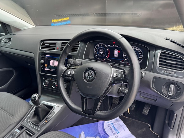 Used Volkswagen Golf 2018 for sale - 76307709: Photo 26