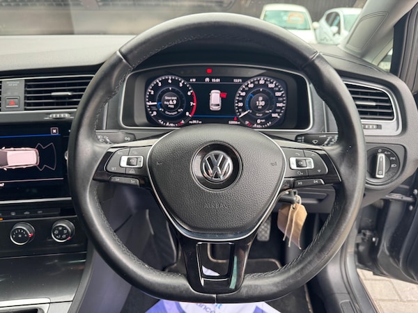 Used Volkswagen Golf 2018 for sale - 76307709: Photo 27