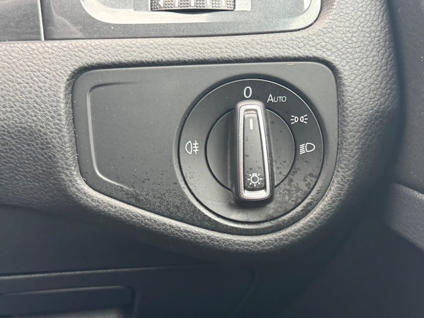 Used Volkswagen Golf 2018 for sale - 76307709: Photo 40
