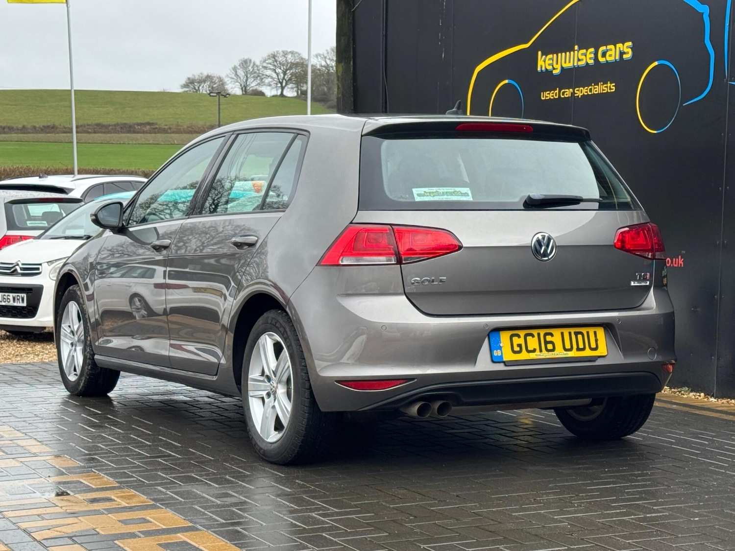 Used Volkswagen Golf 2016 for sale - 77456077: Photo 3