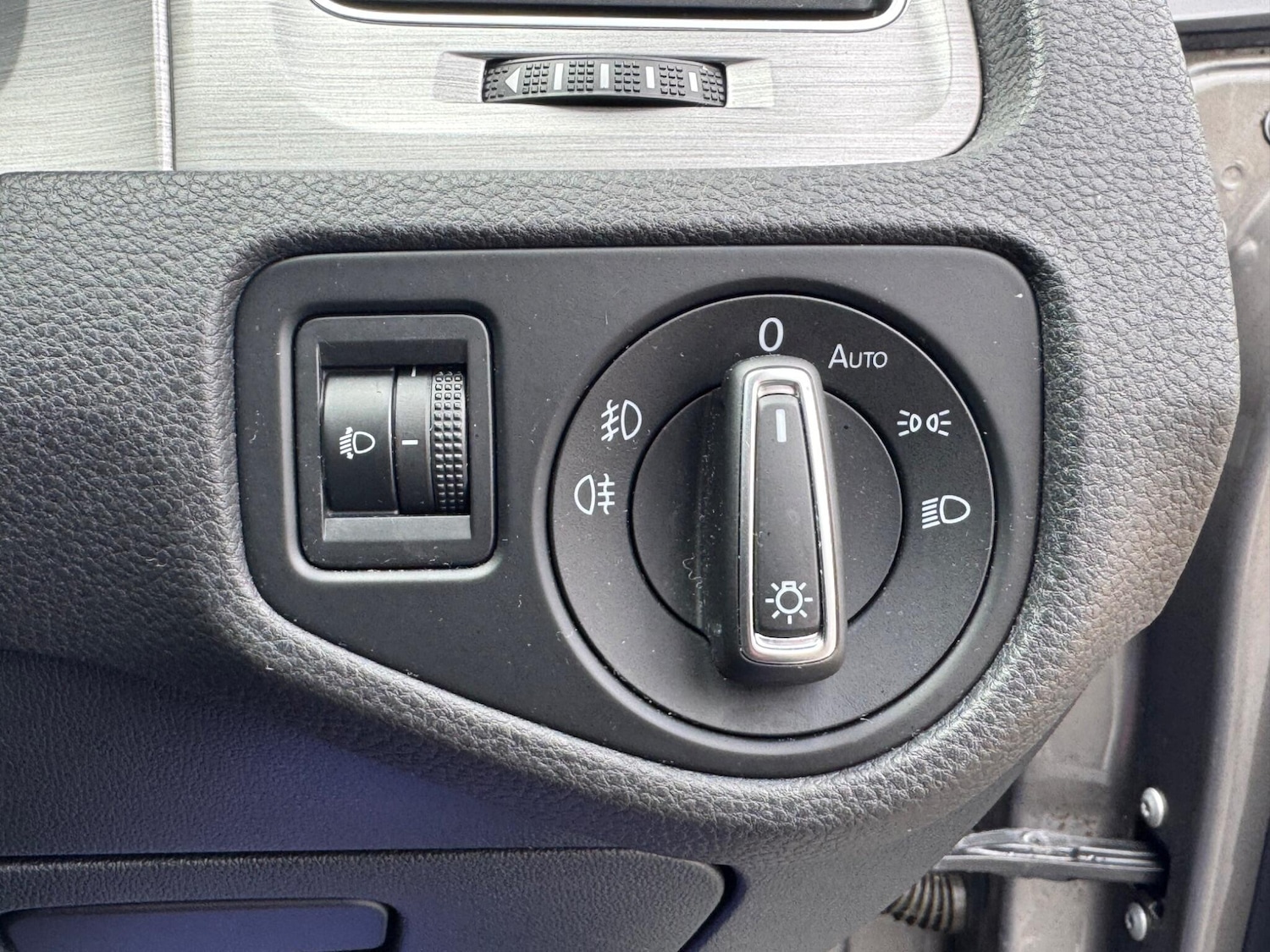 Used Volkswagen Golf 2016 for sale - 77456077: Photo 34