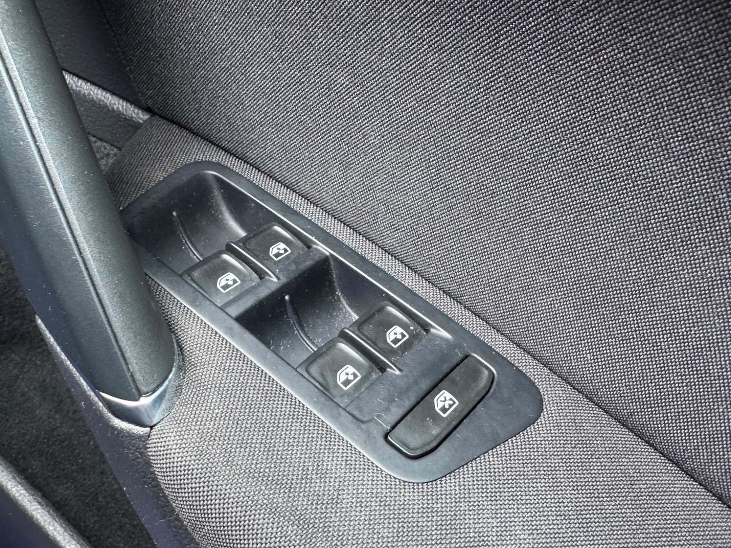 Used Volkswagen Golf 2016 for sale - 77456077: Photo 36