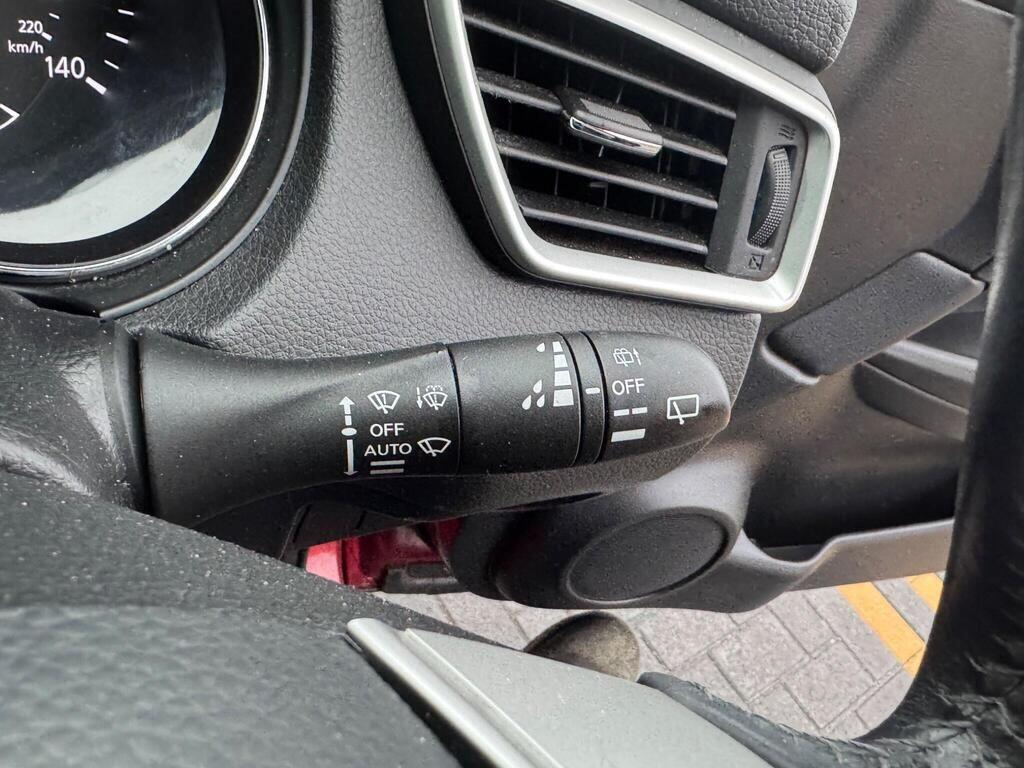 Used Nissan Qashqai 2017 for sale - 78101477: Photo 30