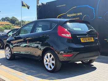 Used Ford Fiesta 2011 for sale - 79201718: Photo