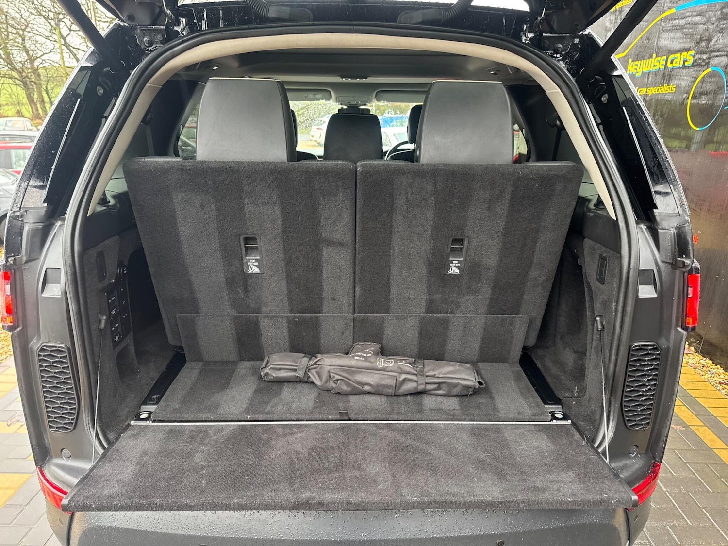 Used Land Rover Discovery 2017 for sale - 77214875: Photo 27