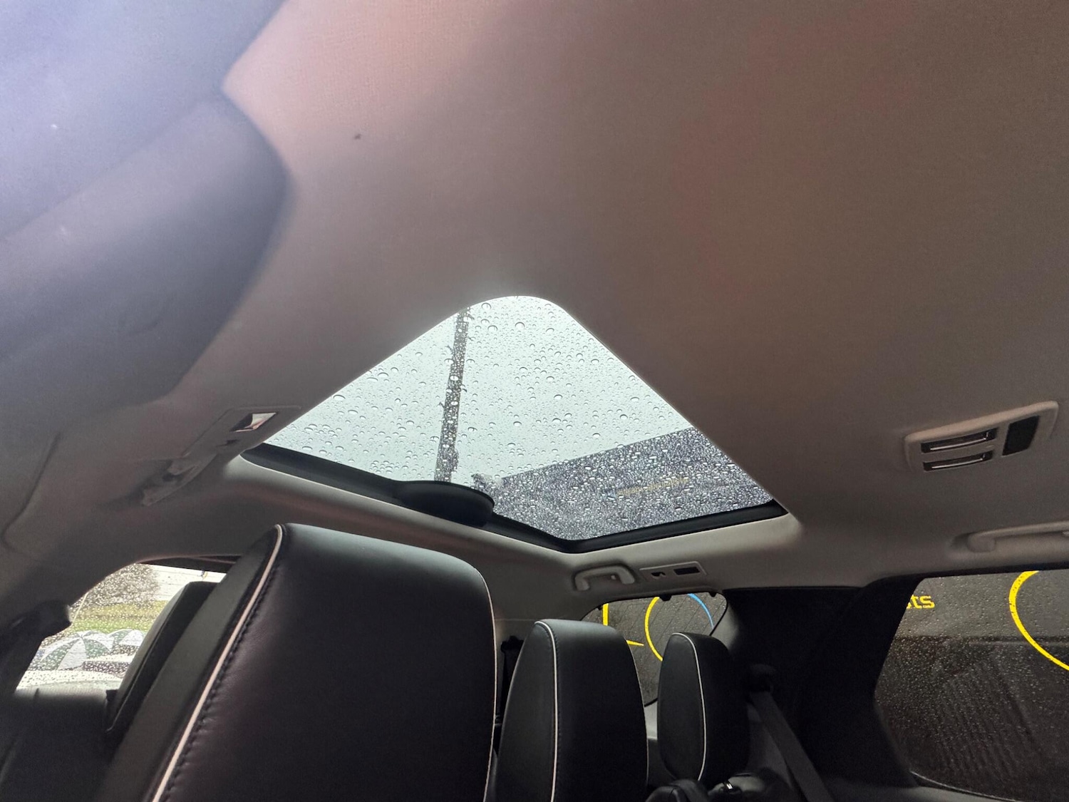 Used Land Rover Discovery 2017 for sale - 77214875: Photo 30