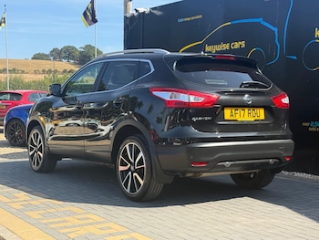 Used Nissan Qashqai 2017 for sale - 79621269: Photo