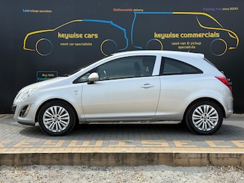 Used Vauxhall Corsa 2011 for sale - 78910936: Photo