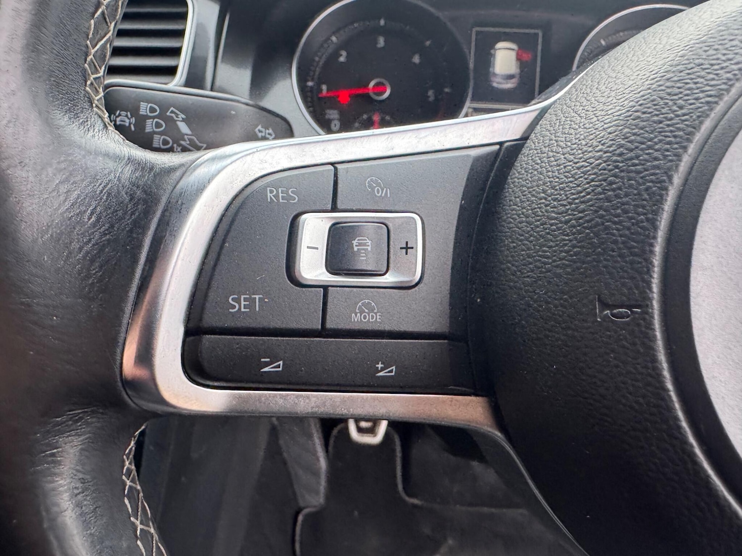 Used Volkswagen Golf 2014 for sale - 77426016: Photo 23