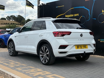 Used Volkswagen T-Roc 2019 for sale - 79601522: Photo