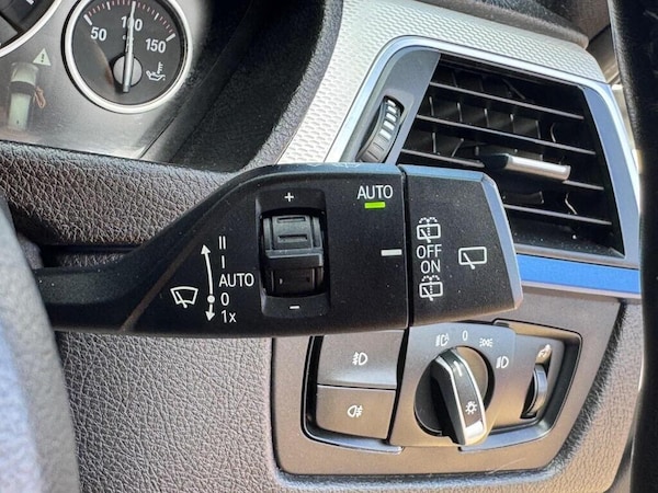 Used BMW 3 Series 2017 for sale - 76327057: Photo 43