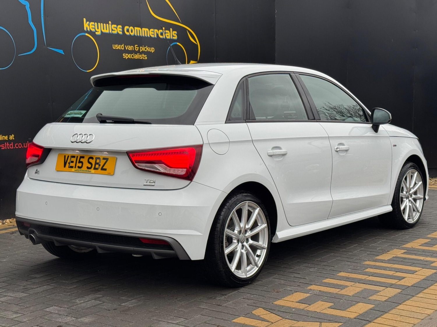 Used Audi A1 2015 for sale - 77331817: Photo 6