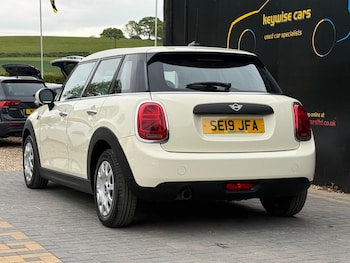 Used MINI Hatch 2019 for sale - 78416305: Photo