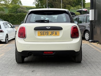 Used MINI Hatch 2019 for sale - 78416305: Photo