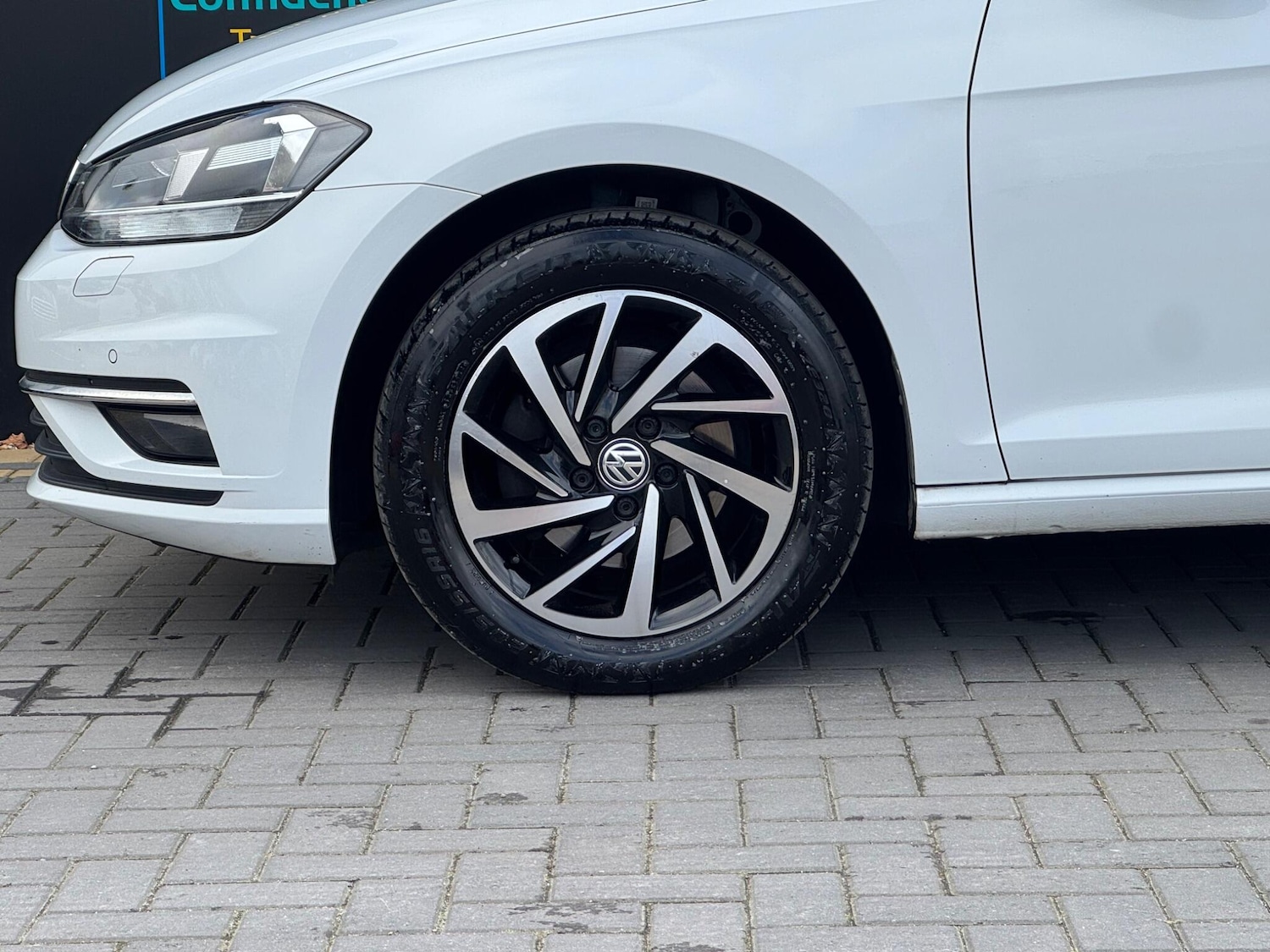 Used Volkswagen Golf for sale - 77924779: Photo 11