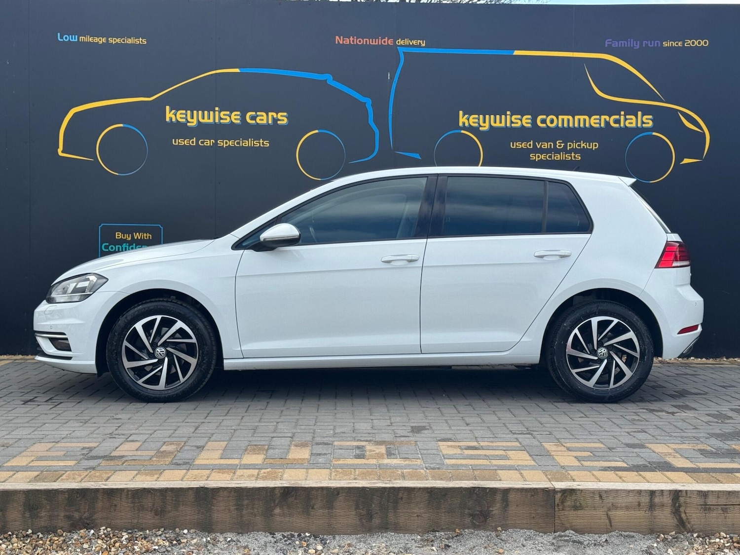 Used Volkswagen Golf for sale - 77924779: Photo 2