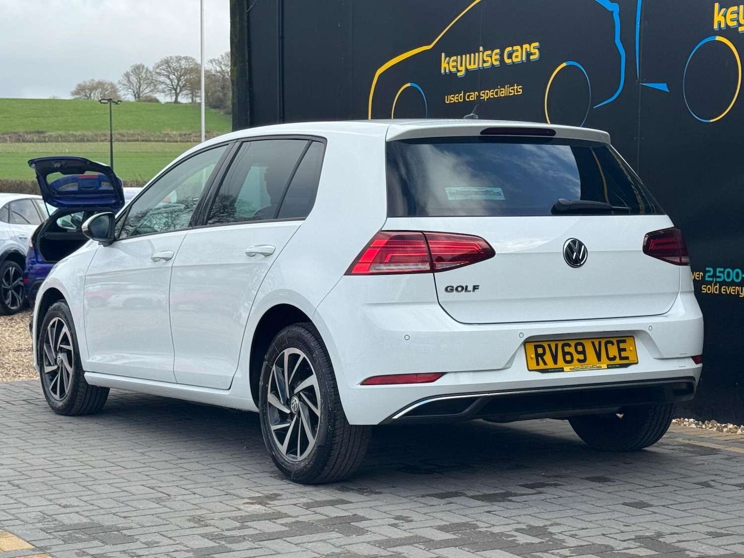 Used Volkswagen Golf for sale - 77924779: Photo 3