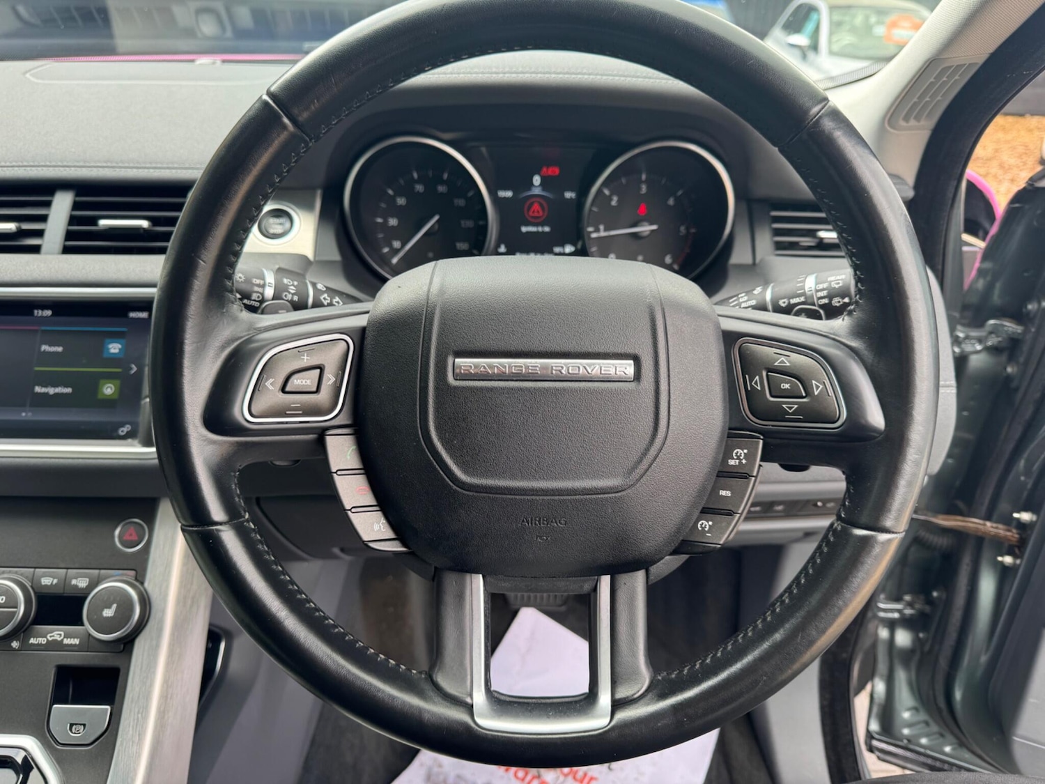 Used Land Rover Range Rover Evoque 2017 for sale - 77695687: Photo 25