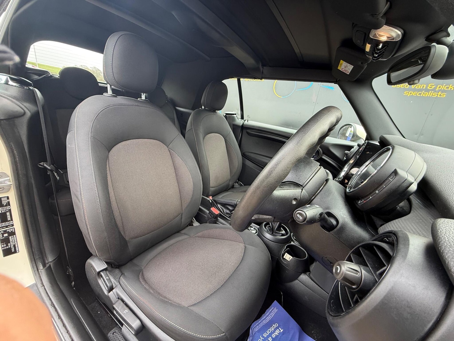 Used MINI Convertible 2019 for sale - 78046964: Photo 18