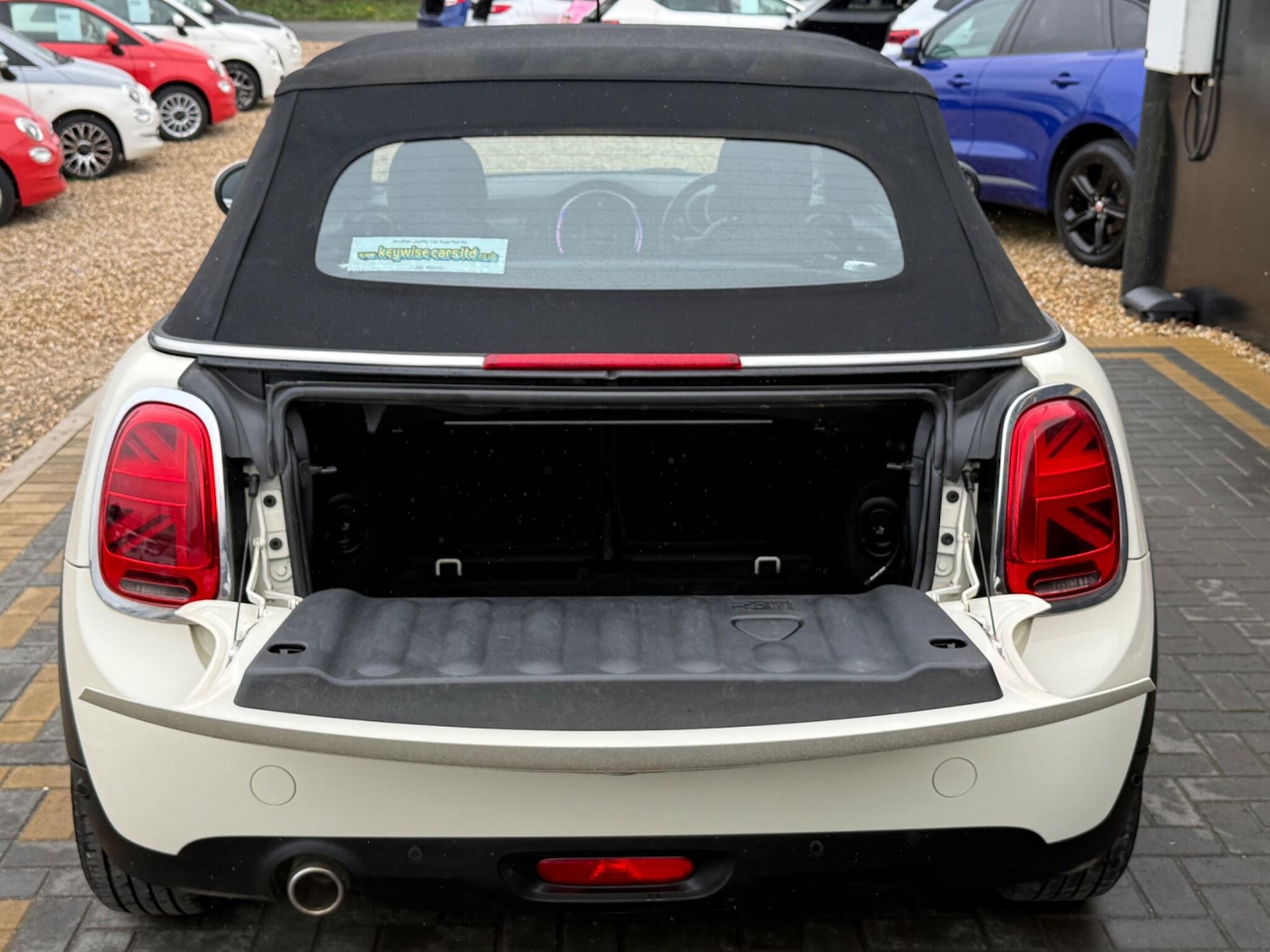 Used MINI Convertible 2019 for sale - 78046964: Photo 25