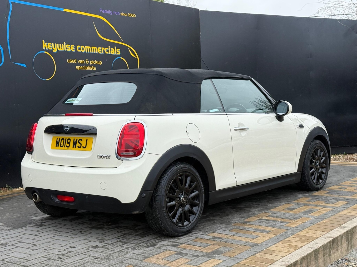 Used MINI Convertible 2019 for sale - 78046964: Photo 6
