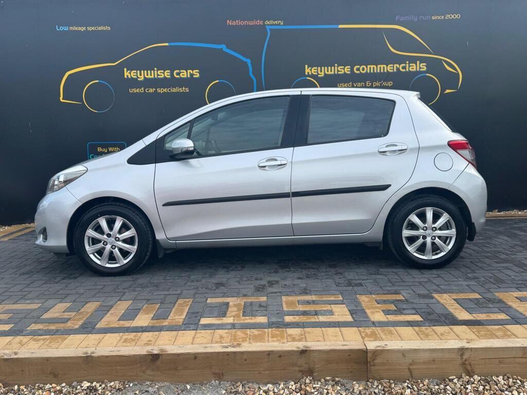 Used Toyota Yaris 2012 for sale - 77029617: Photo 2