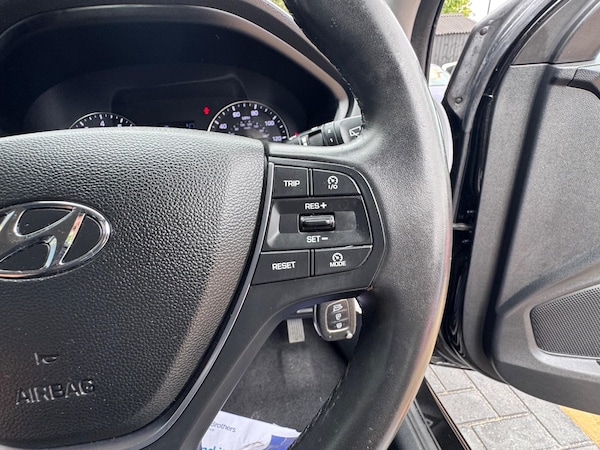 Used Hyundai i20 2017 for sale - 75657233: Photo 26