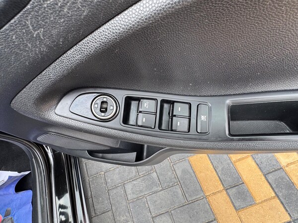 Used Hyundai i20 2017 for sale - 75657233: Photo 31