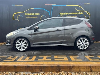 Used Ford Fiesta 2016 for sale - 79093685: Photo