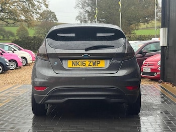 Used Ford Fiesta 2016 for sale - 79093685: Photo