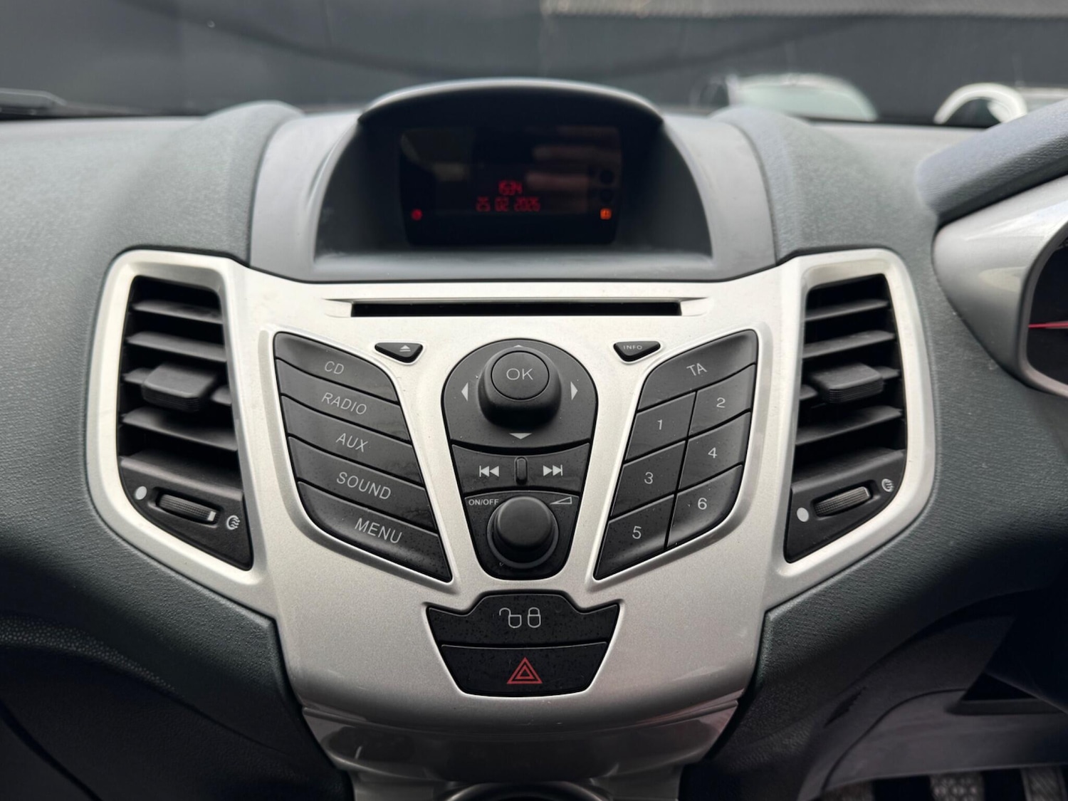 Used Ford Fiesta for sale - 77671250: Photo 26