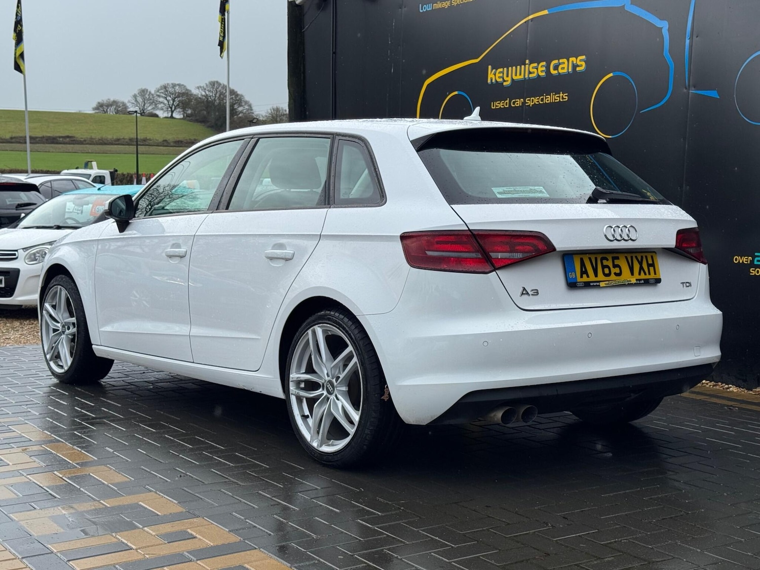 Used Audi A3 2015 for sale - 77351363: Photo 3