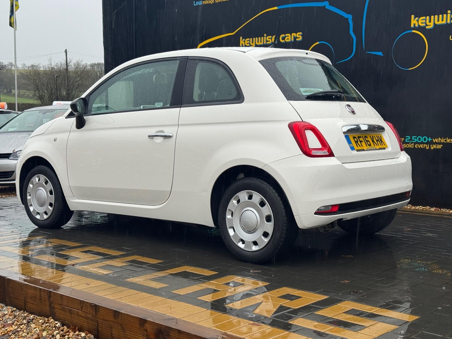 Used Fiat 500 2016 for sale - 76995136: Photo 3