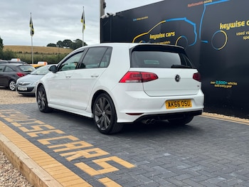 Used Volkswagen Golf 2016 for sale - 75520154: Photo