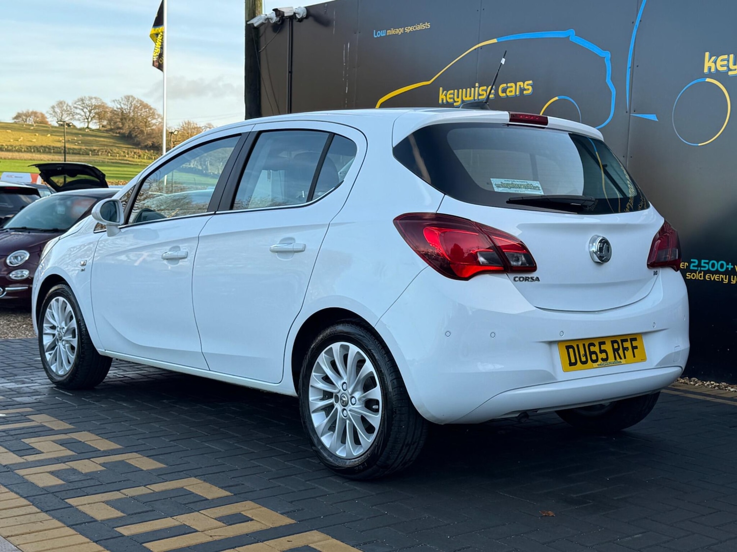 Used Vauxhall Corsa 2015 for sale - 76926508: Photo 3