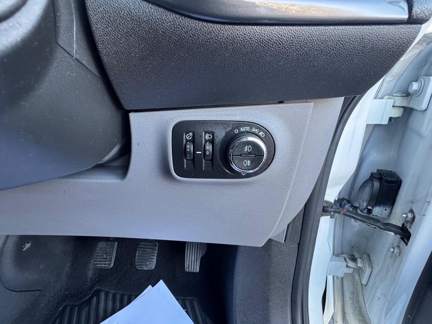 Used Vauxhall Corsa 2015 for sale - 76926508: Photo 33